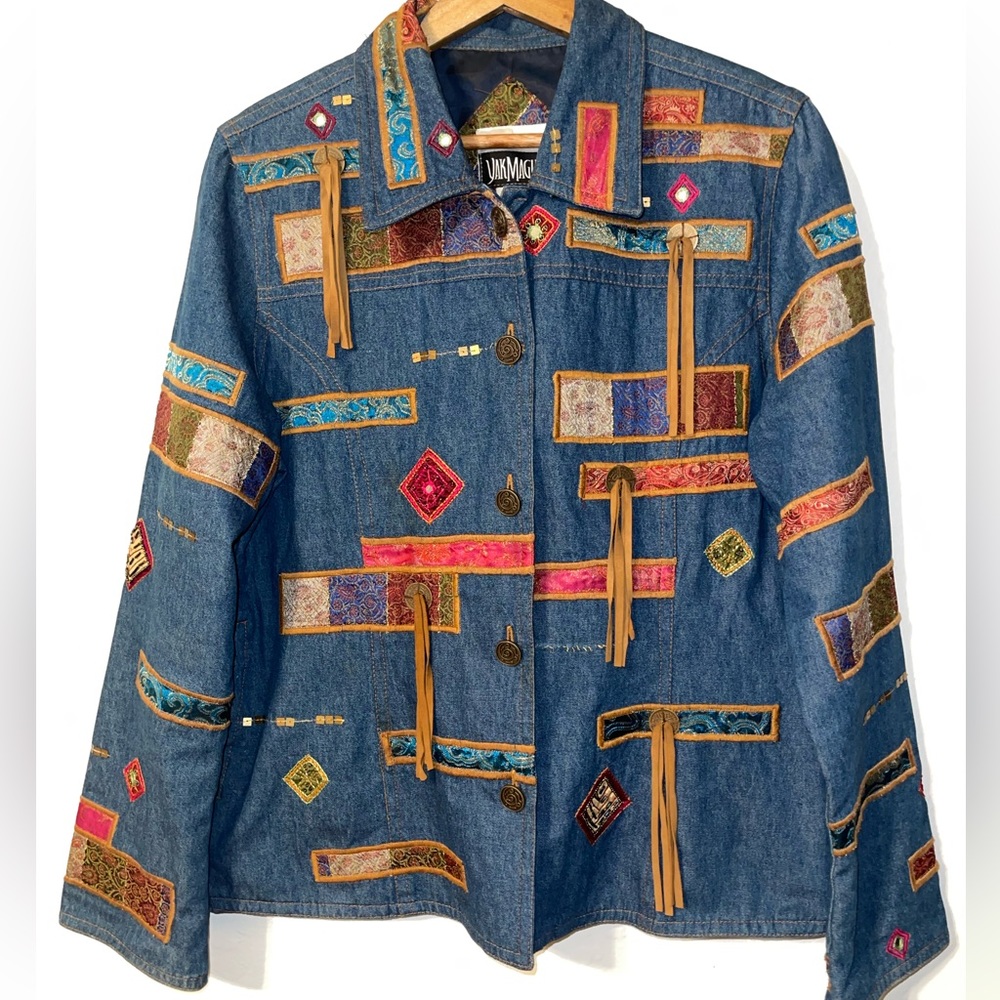 janes jacket yak magik